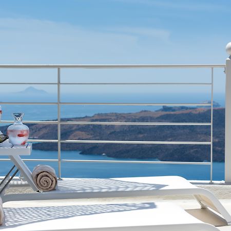 Nefeles Luxury Suites Firá Buitenkant foto