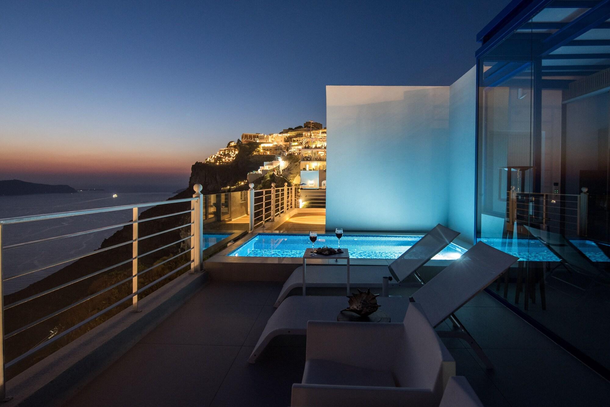 Nefeles Luxury Suites Firá Buitenkant foto