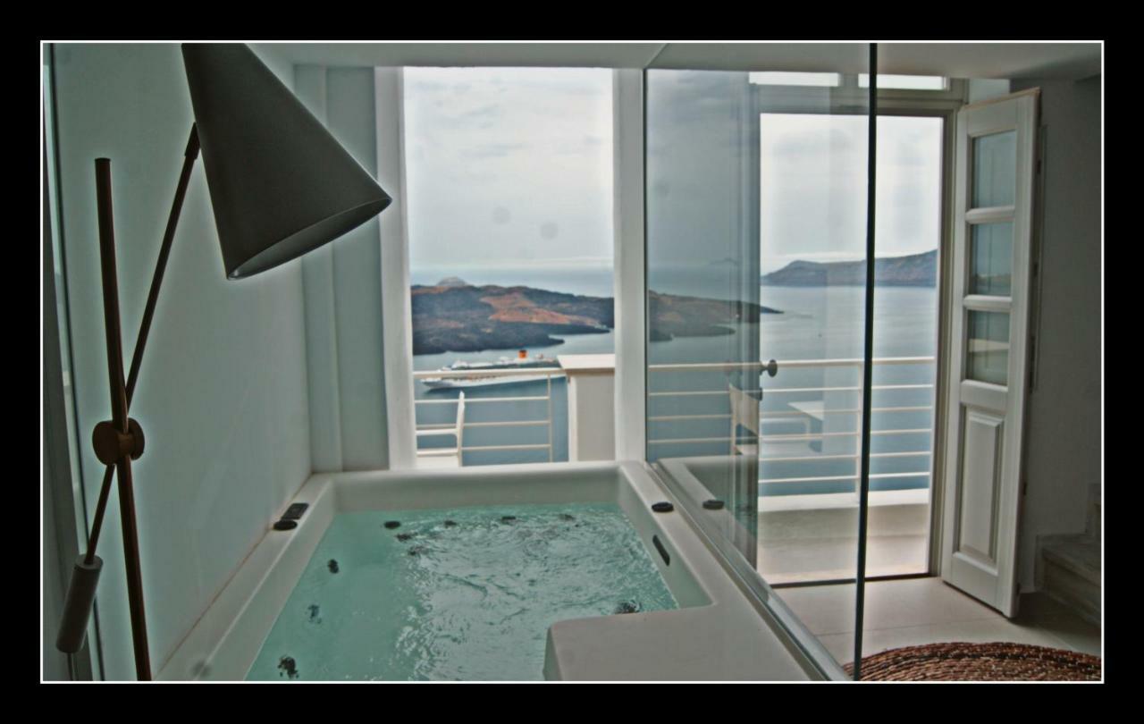 Nefeles Luxury Suites Firá Buitenkant foto