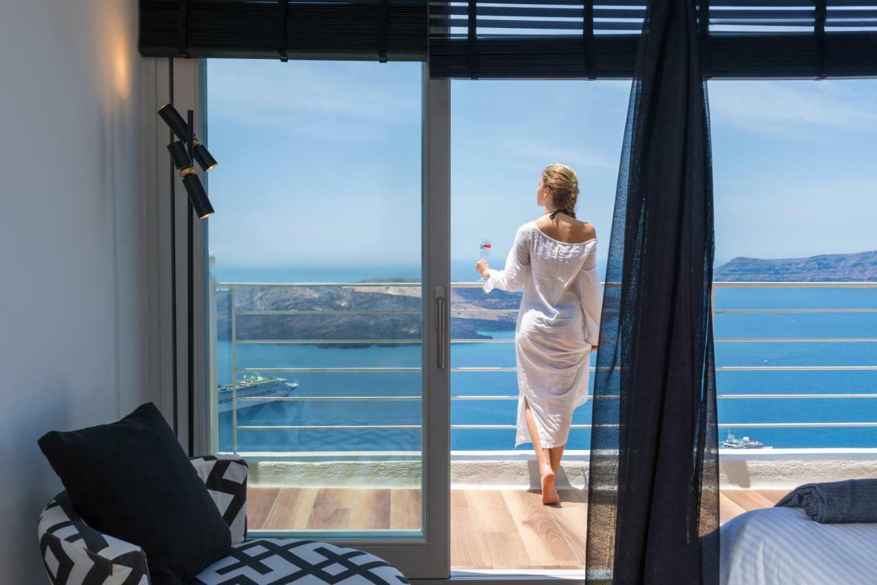 Nefeles Luxury Suites Firá Buitenkant foto